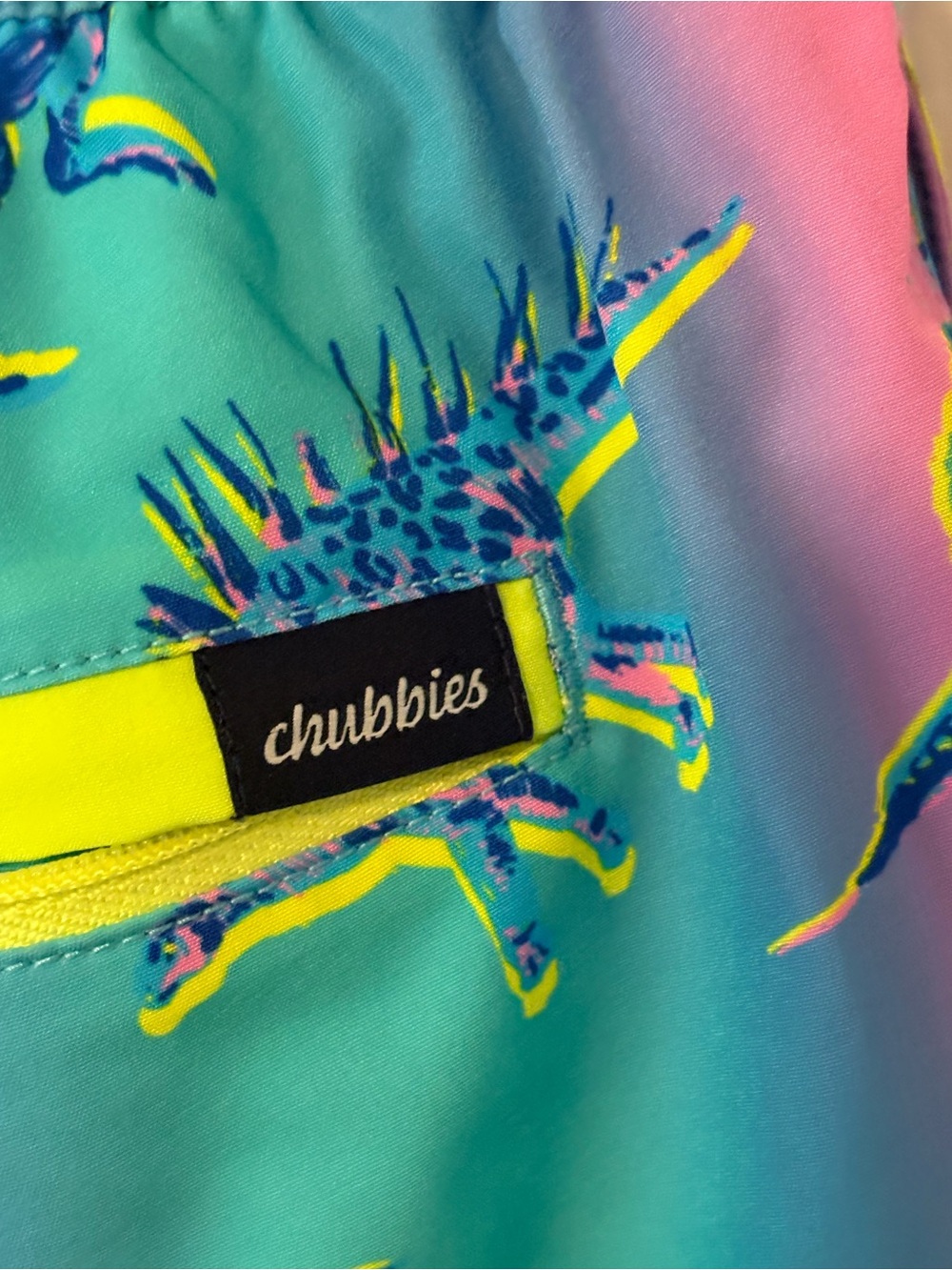 CHUBBIES Men’s Swim Trunks Size L - Picture 5 of 7